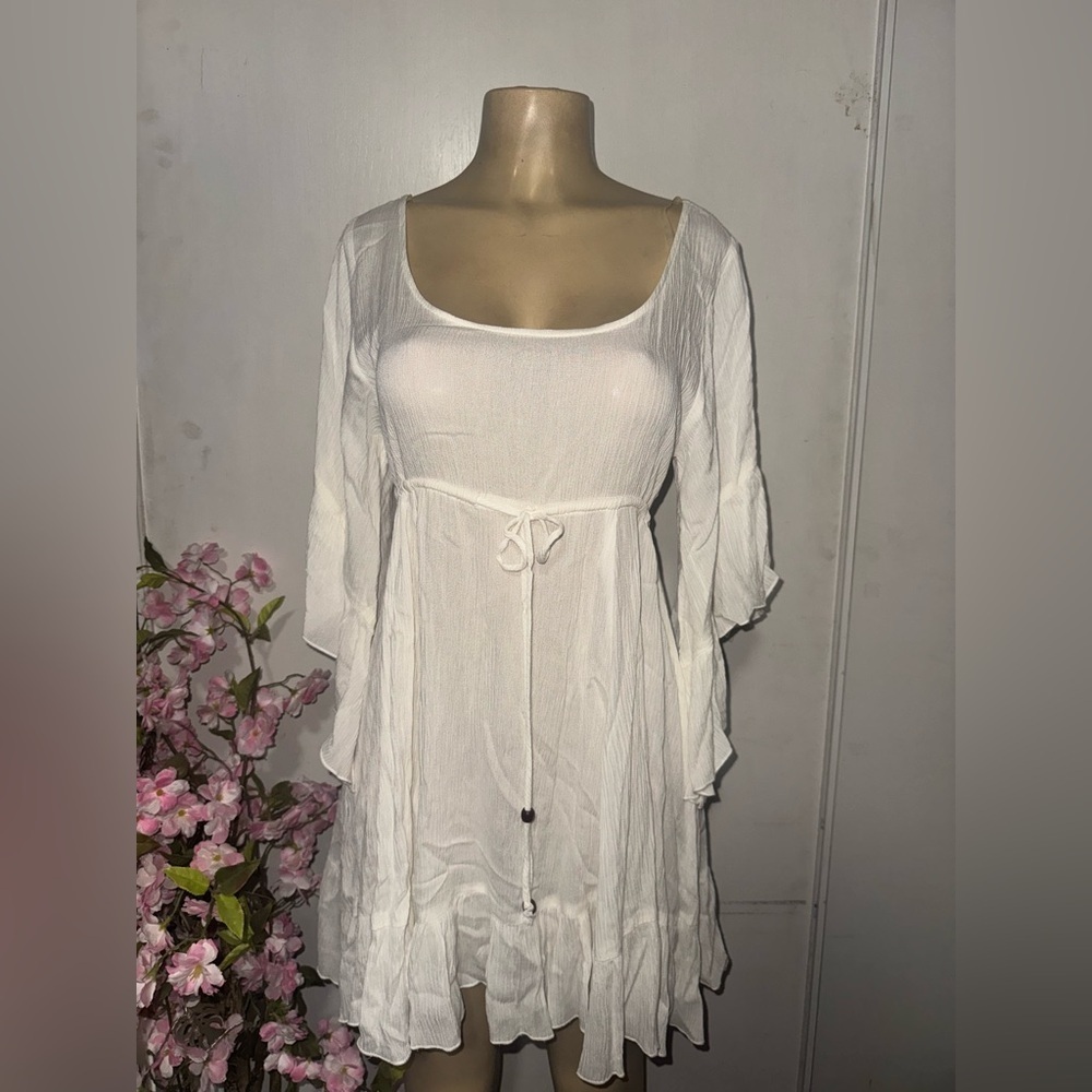 Elegant White Midi Dress with Waist Tie - Picture 7 of 9